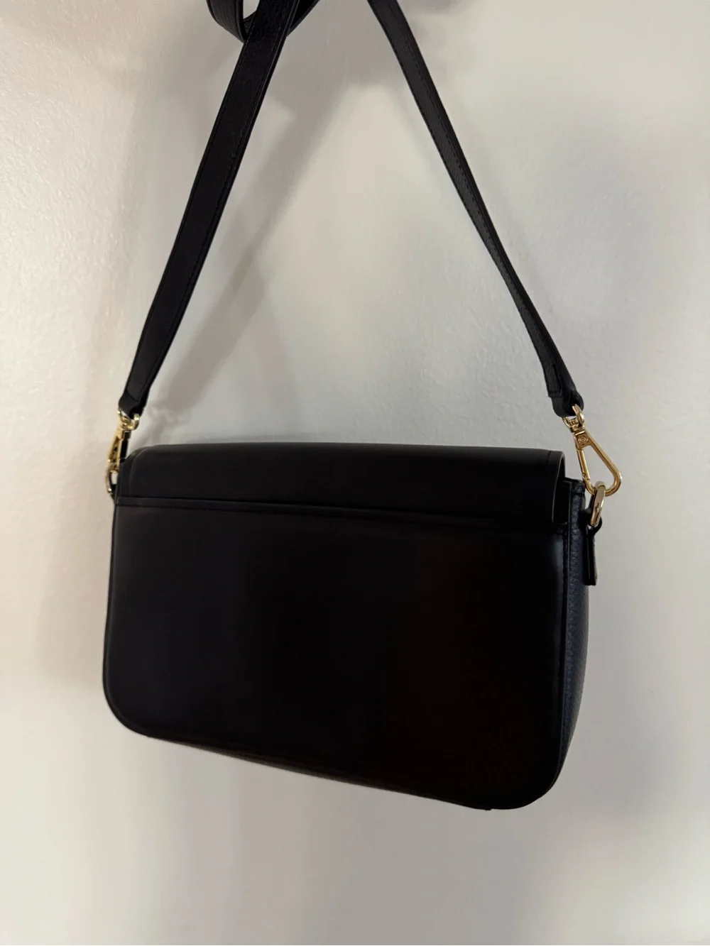 River Road Black Small Flap Leather Crossbody Bag